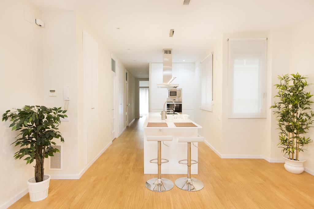 Total Valencia White Appartement Buitenkant foto