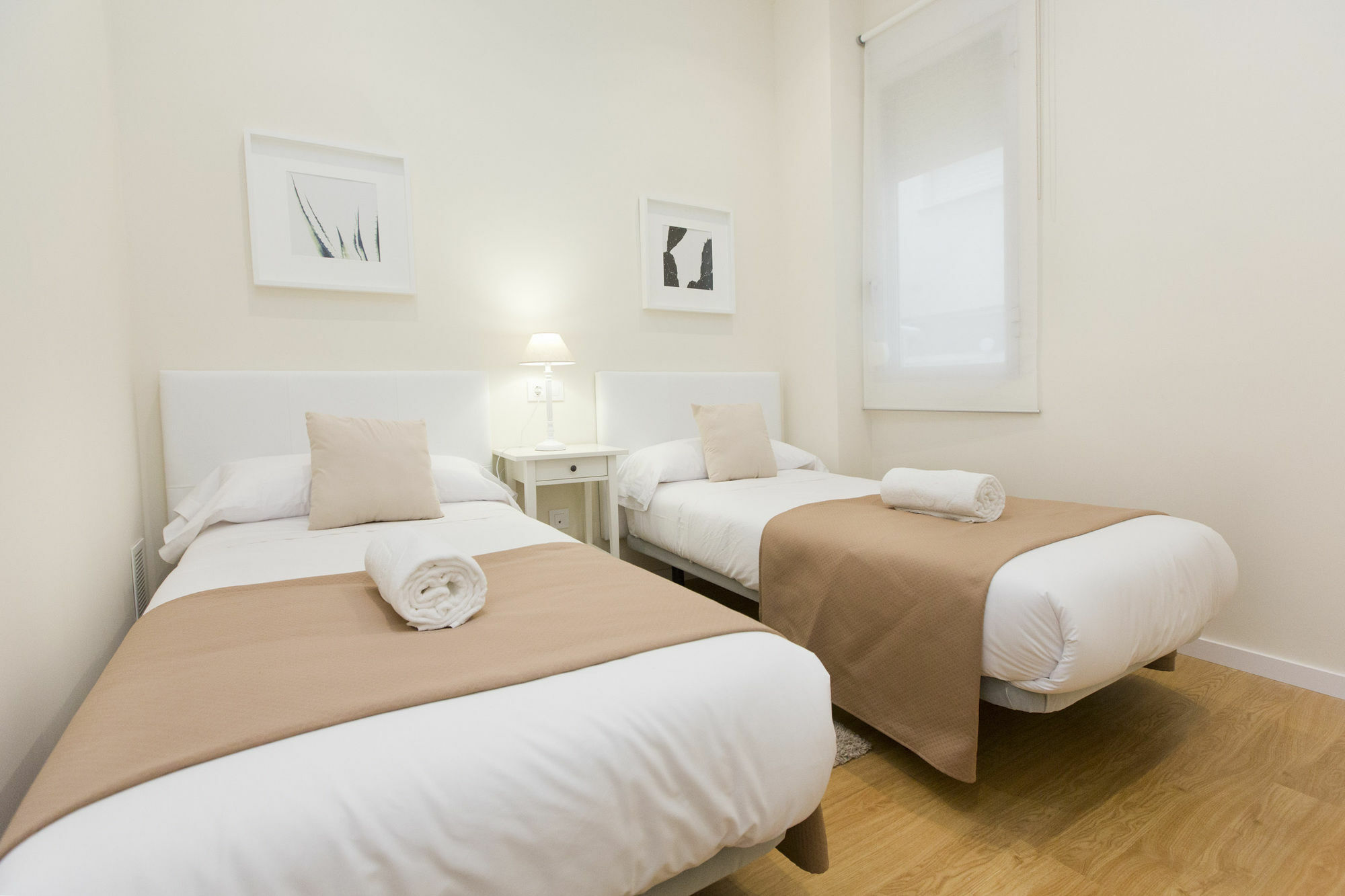 Total Valencia White Appartement Buitenkant foto
